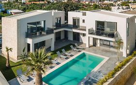 Jarko Luxury Houses